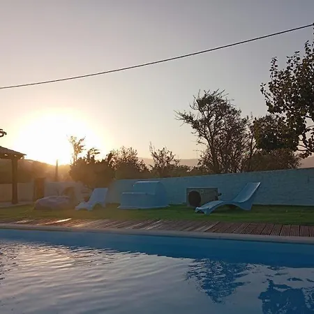 Angel's House Nyaraló *